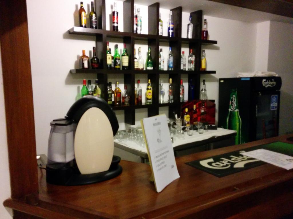 拉加拉塔酒店 阿努拉德普勒 外观 照片